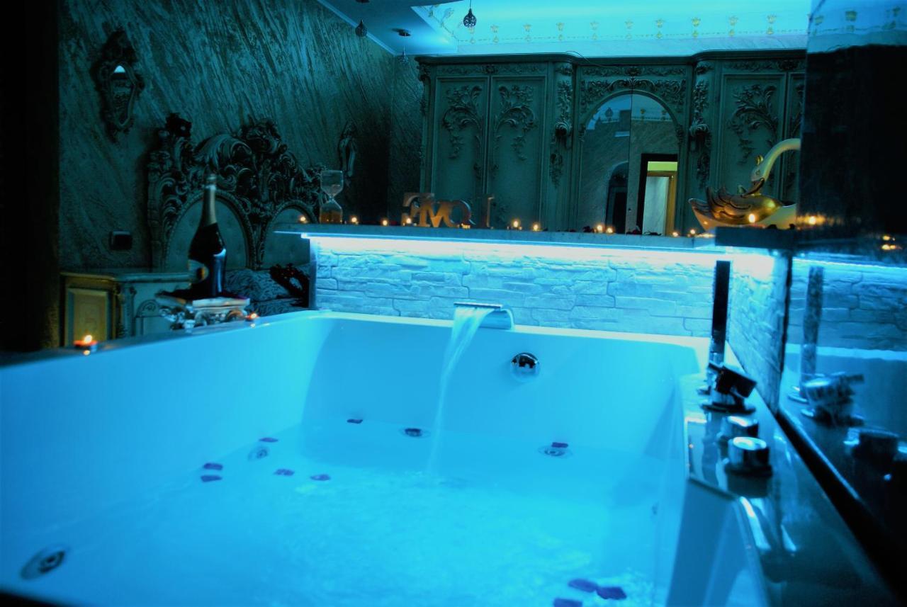 Gold Luxury Suite Home Roma Exteriör bild
