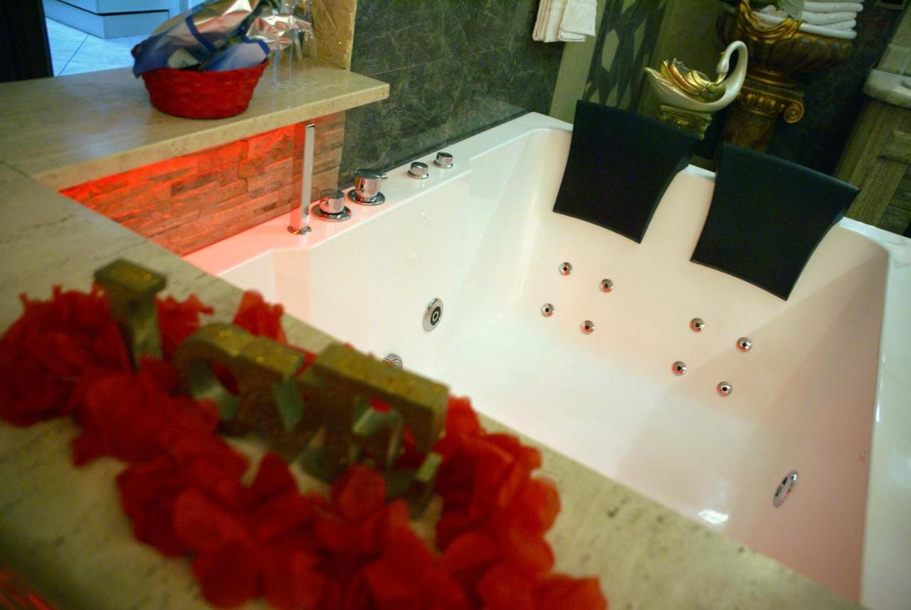 Gold Luxury Suite Home Roma Exteriör bild