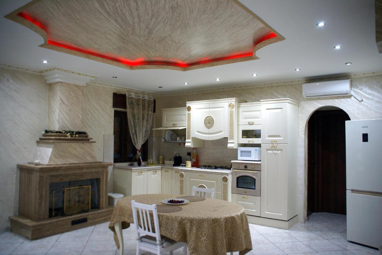 Gold Luxury Suite Home Roma Exteriör bild